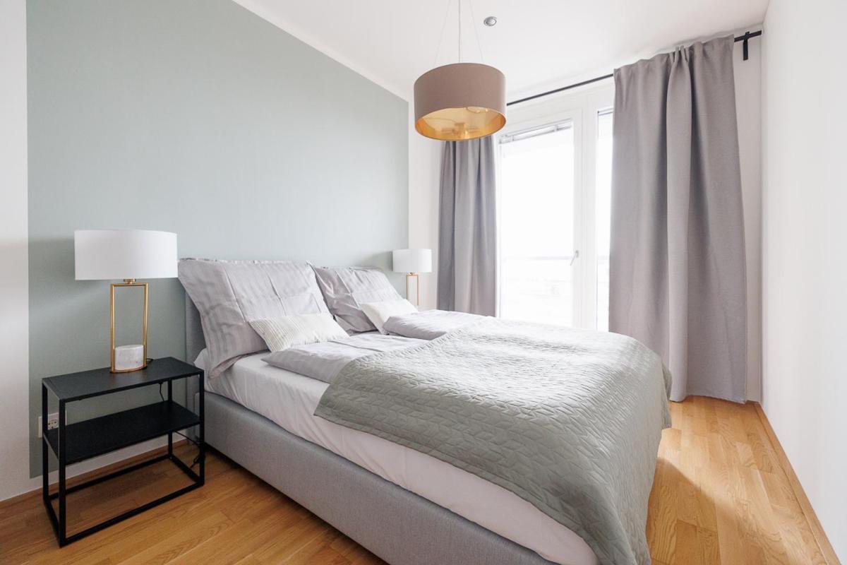 Lovely Apartment In Marina Tower - 10Min To City Center Vienna Exterior photo